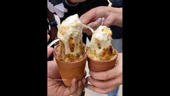 cheese volcano kulhad momos