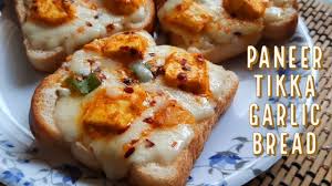 paneer makhani garlic bread